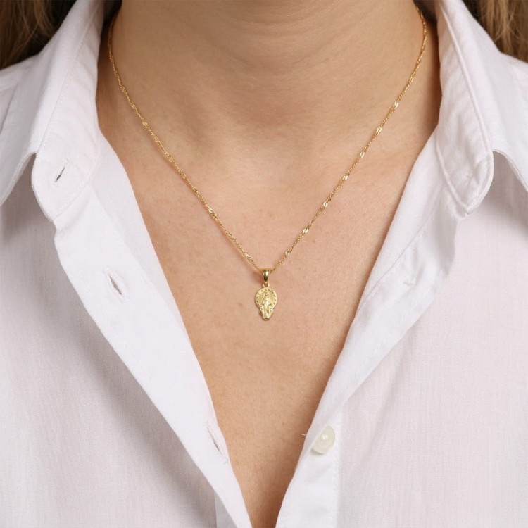 Pozłacany Medalik z Matką Boską