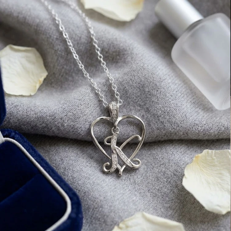 Naszyjnik Serce z Literką K